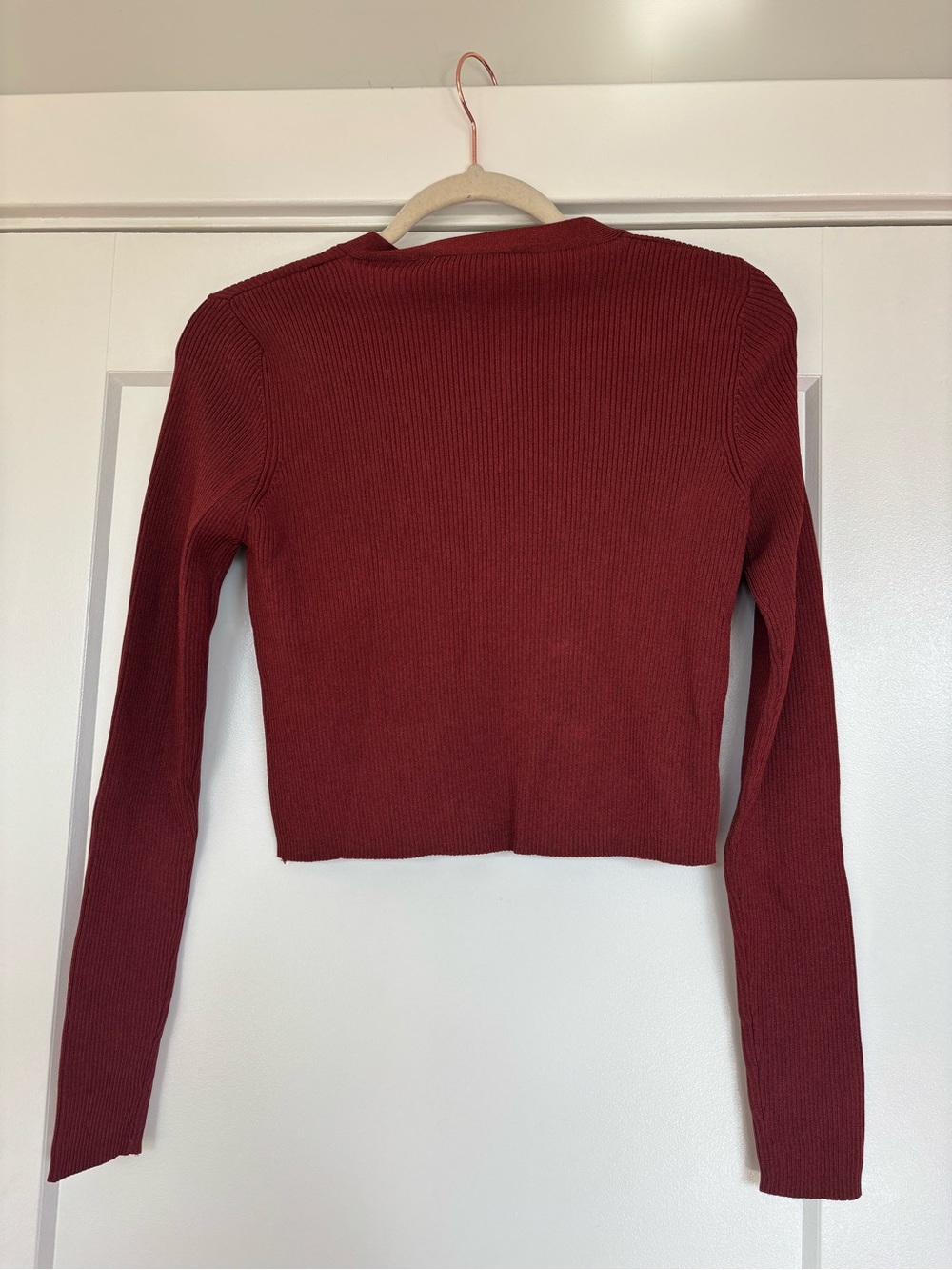 Zara Cropped V‑Neck Button Cardigan — Rust Brown - Picture 4 of 5